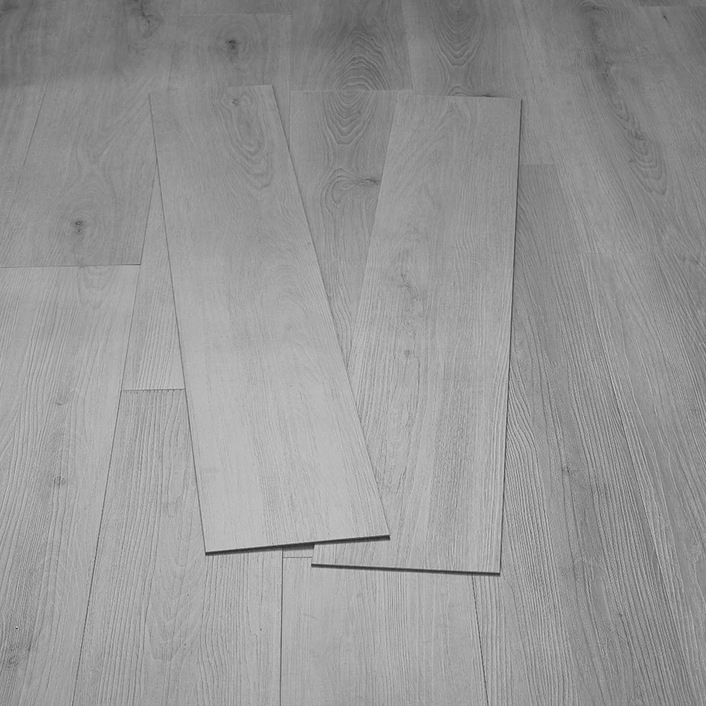 Rannerdale LVT Flooring - Havana Grey Oak - Image 4